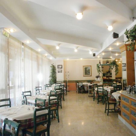Hotel Manzoni Perugia Ngoại thất bức ảnh