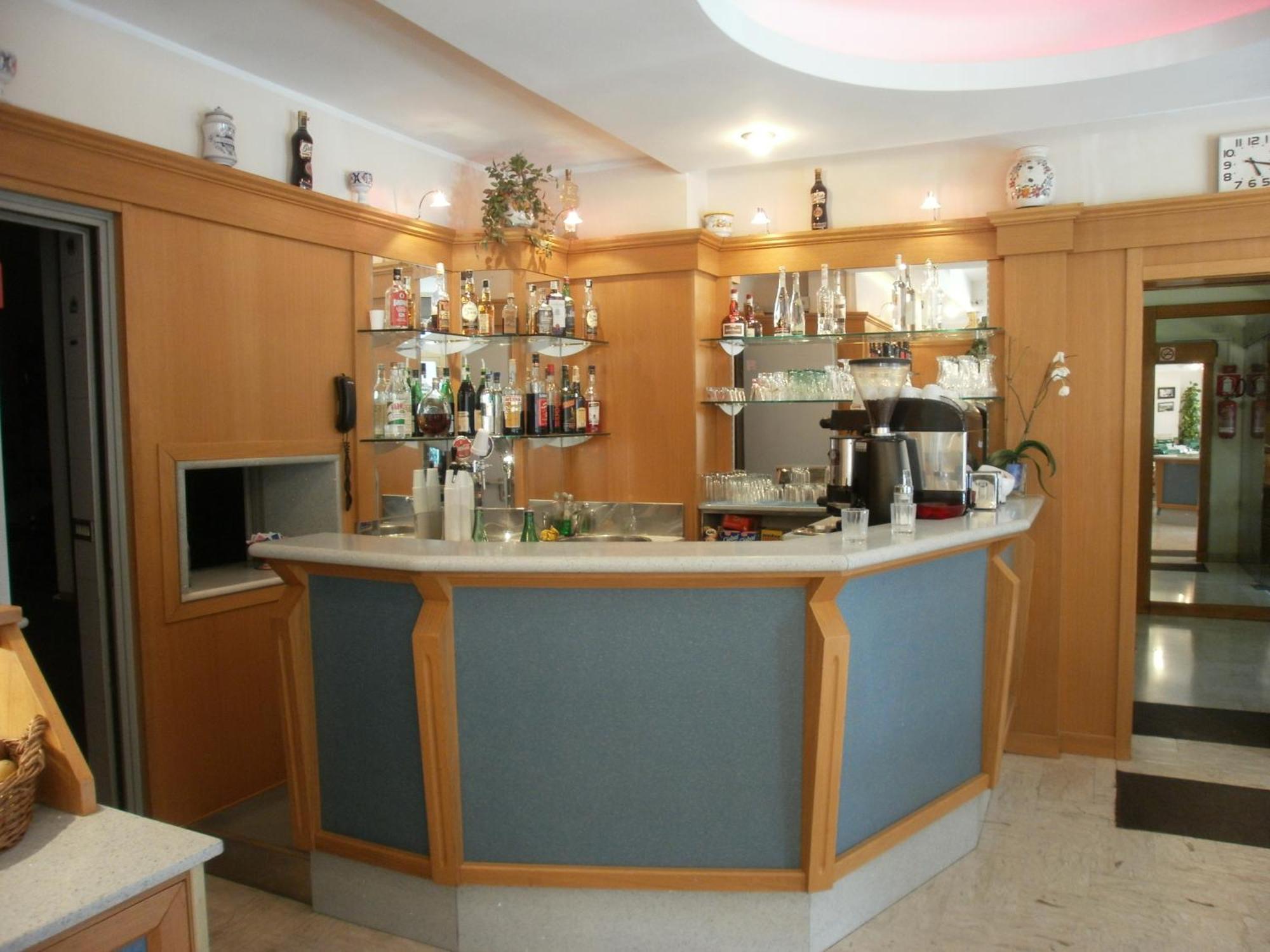 Hotel Manzoni Perugia Ngoại thất bức ảnh