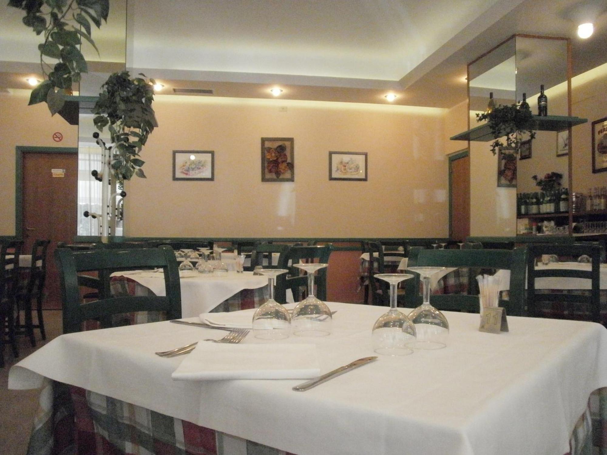 Hotel Manzoni Perugia Ngoại thất bức ảnh