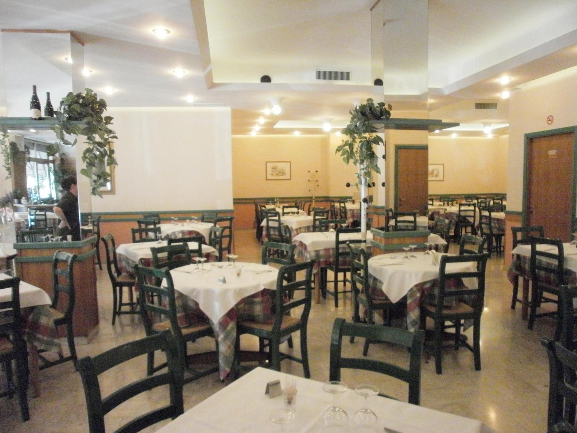 Hotel Manzoni Perugia Ngoại thất bức ảnh